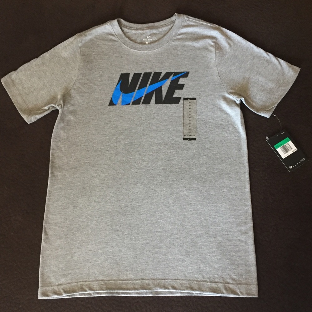 Boys Nike DRI-FIT gray/black/blue XL T-shirt NWT
